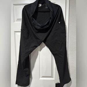 FIGS maternity scrubs XL black